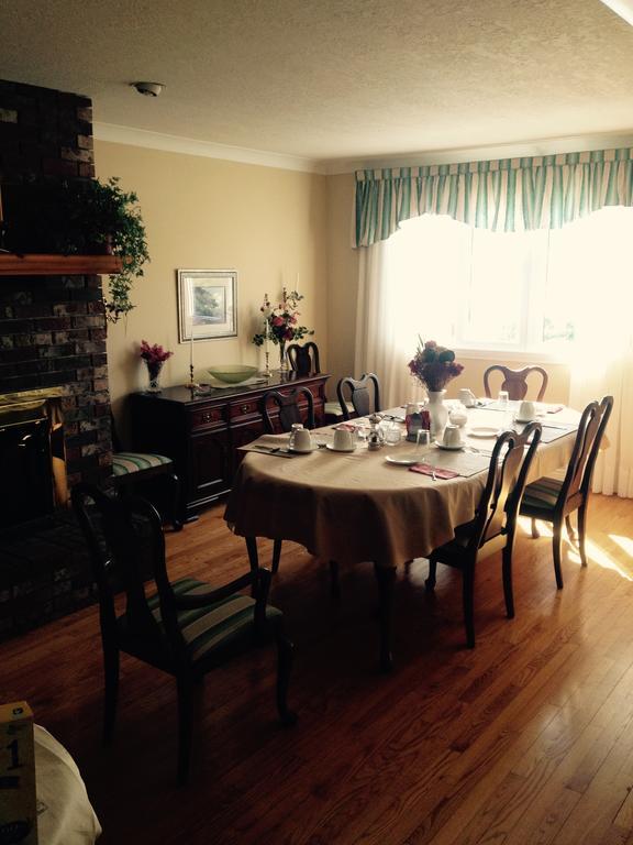 Mackenzie House B&B By Elevate Rooms Port Hawkesbury Exterior foto